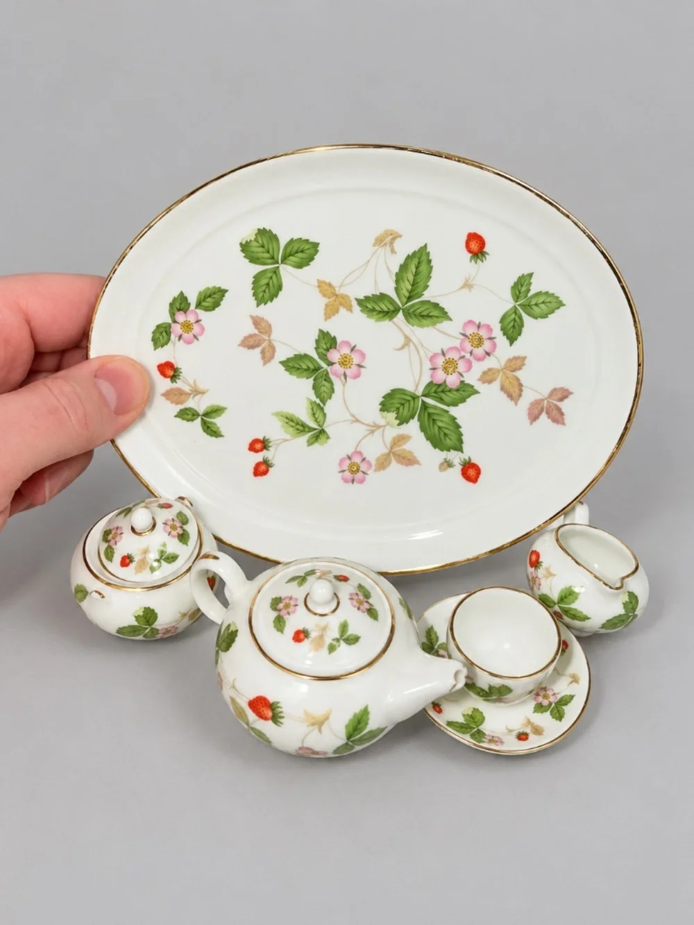 Wedgwood Wild Strawberry Miniature Tea Set England Tray Teapot China